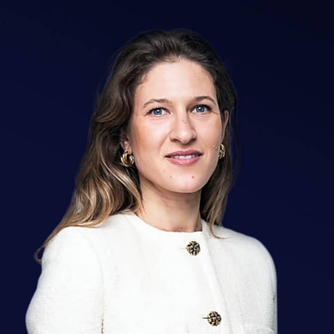 Havas Paris Headshot Tiphaine Mercier 1000Px Rgb Rt 672X672